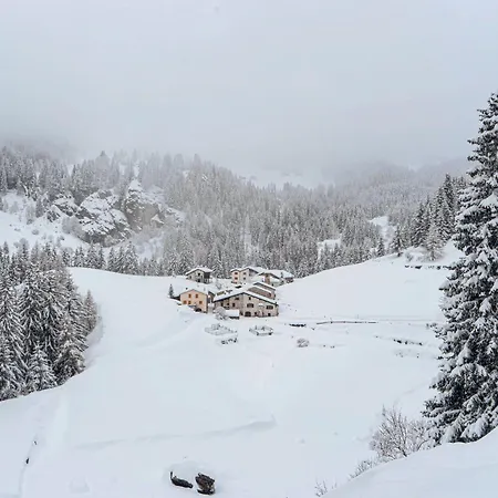 Sunny, Rustical 5 In Valposchiavo 度假居
