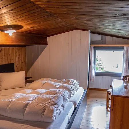 Sunny, Rustical 5 In Valposchiavo Σπίτι διακοπών