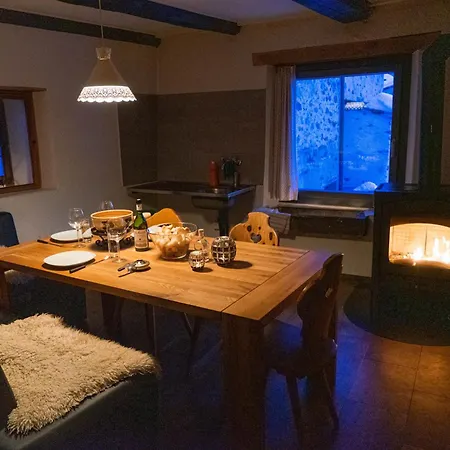 度假居 Sunny, Rustical 5 In Valposchiavo