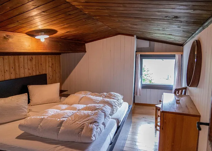 Sunny, Rustical 5 In Valposchiavo Дом отдыха